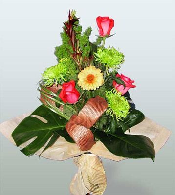 Yenimahalle �i�ek online �i�ek sipari�i  3 adet g�l 4 adet gerbera �i�egi sade buket