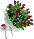 kaliteli taze ve ucuz �i�ekler  11 adet kirmizi g�l buketi sade ve hos sevenler
