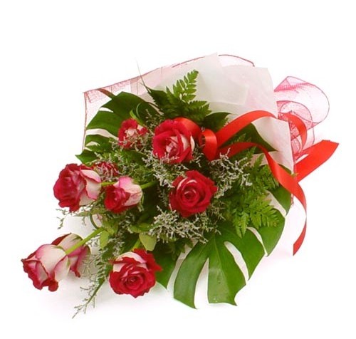 �i�ek g�nder 9 adet kirmizi g�l buketi �vedik g�venli kaliteli h�zl� �i�ek 