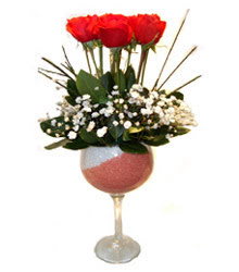 �ak�rlar �i�ek yolla , �i�ek g�nder  cam kadeh i�inde 7 adet kirmizi g�l �i�ek
