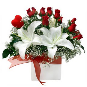 Demetevler �i�ek sipari�i  1 dal kazablanka 11 adet k�rm�z� g�l vazosu