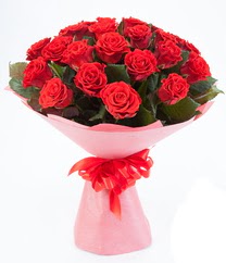 15 adet k�rm�z� g�lden buket tanzimi Bat�kent yurti�i �i�ek sipari�i 
