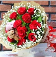 7 adet k�rm�z� g�l 2 adet 10 cm ay� buketi �vedik g�venli kaliteli h�zl� �i�ek 