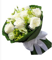 9 adet beyaz g�l buketi Bat�kent yurti�i �i�ek sipari�i 