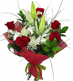 1 dal kazablanka 5 k�rm�z� g�l buketi Turgut �zel mahallesi hediye �i�ek yolla 