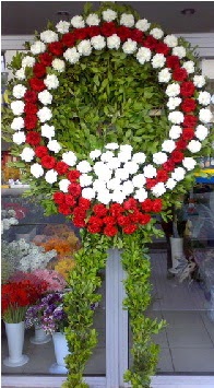 Cenaze �elenk �i�e�i modeli Yeni bat� mahallesi , �i�ek�i , �i�ek�ilik 