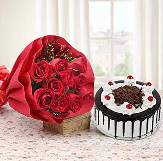 12 adet k�rm�z� g�l 4 ki�ilik ya� pasta Eryaman mahallesi �i�ek�iler 