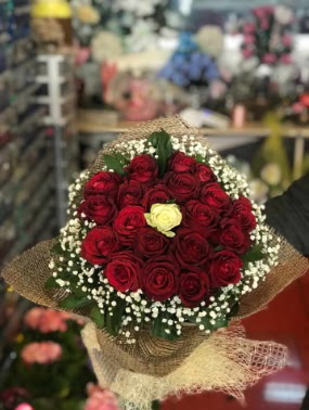 21 adet g�l s�z ni�an �i�e�i Bat�kent �nternetten �i�ek sipari�i  