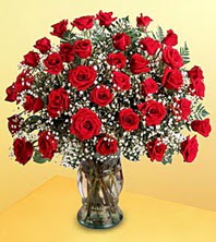 �aml�ca mahallesi �i�ek ma�azas�  51 adet kirmizi g�l ve cam vazo