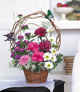 Kentkoop mahallesi �i�ek yolla  sepet i�erisinde karanfil gerbera ve kir �i�ekleri