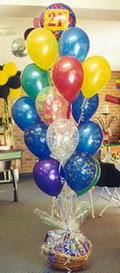 �aml�ca mahallesi �i�ek ma�azas�  sepet i�erisinde �ikolata ve 21 adet balon