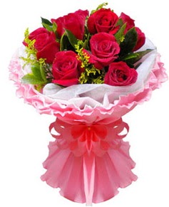 11 adet k�rm�z� g�l buketi Bat�kent �nternetten �i�ek sipari�i 