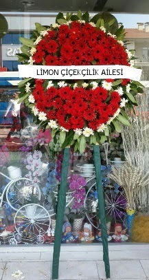 Cenaze �elenk �i�e�i modeli Turgut �zel mahallesi hediye �i�ek yolla 
