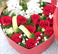 2 adet ay�c�k 9 k�rm�z� g�l kalp i�erisinde kaliteli taze ve ucuz �i�ekler 