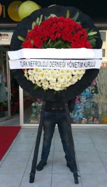 Cenaze �i�ek modeli Bat�kent yurti�i �i�ek sipari�i 