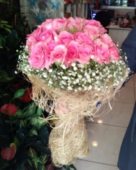 33 adet pembe g�l ni�an k�z isteme buketi Bat�kent �nternetten �i�ek sipari�i 