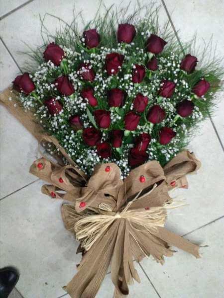 Macunk�y sevgilime hediye �i�ek  29 k�rm�z� g�lden k�z isteme s�z �i�e�i 